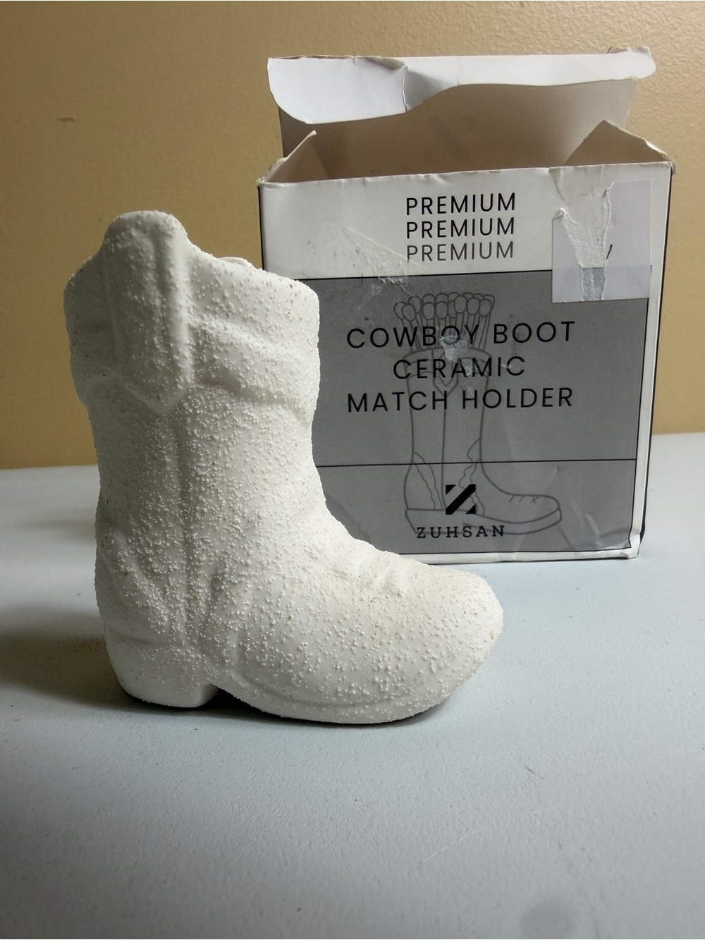 New ZUHSAN Ceramic Cowboy Boot Match Holder White Western Decor Bottom Strikers